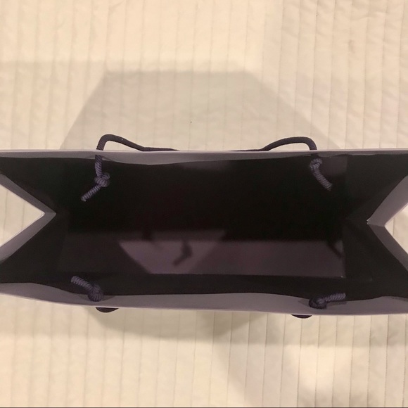 Bergdorf Goodman violet handle paper bag. NWOT - Picture 6 of 7